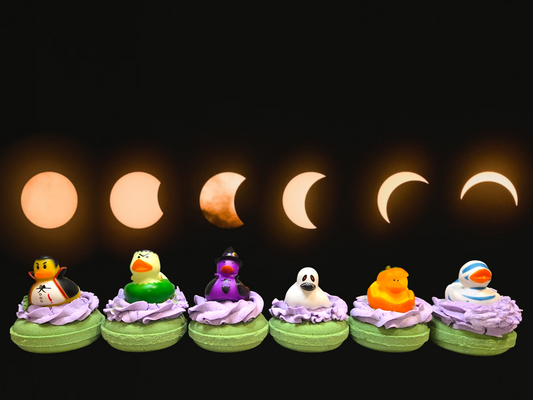 Halloween Blinking Rubber Ducky Donut Bath Bomb