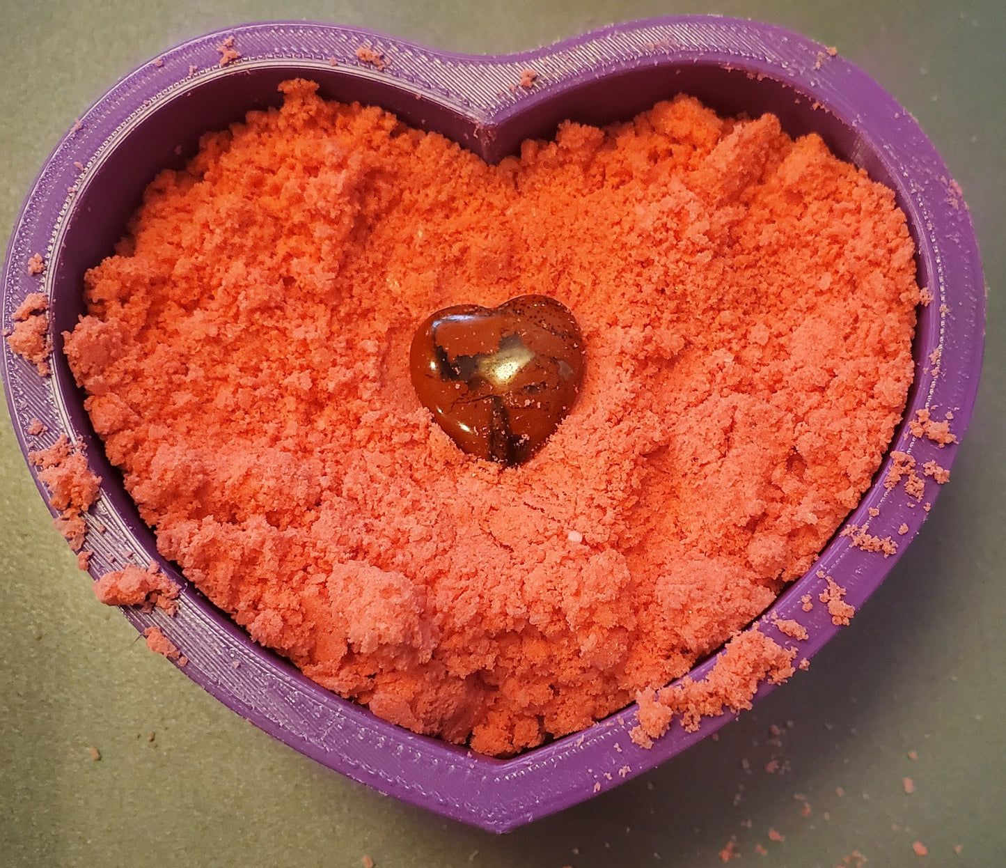 Heart-shaped Bath Bombs with Gemstone inside